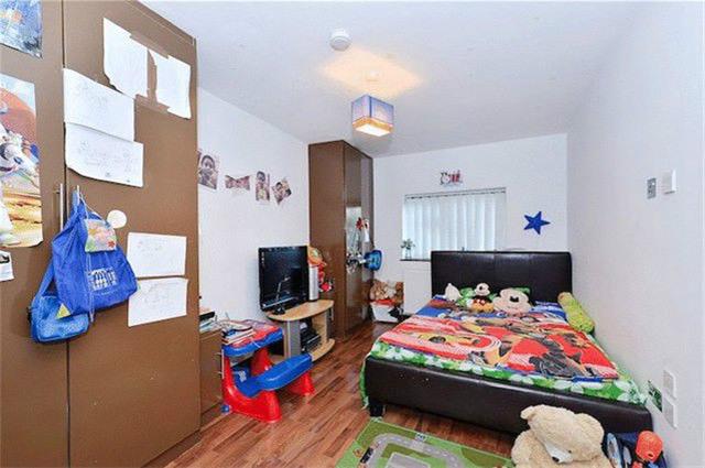  Image of 2 Bedroom Flat Share  To Rent at canary wharf